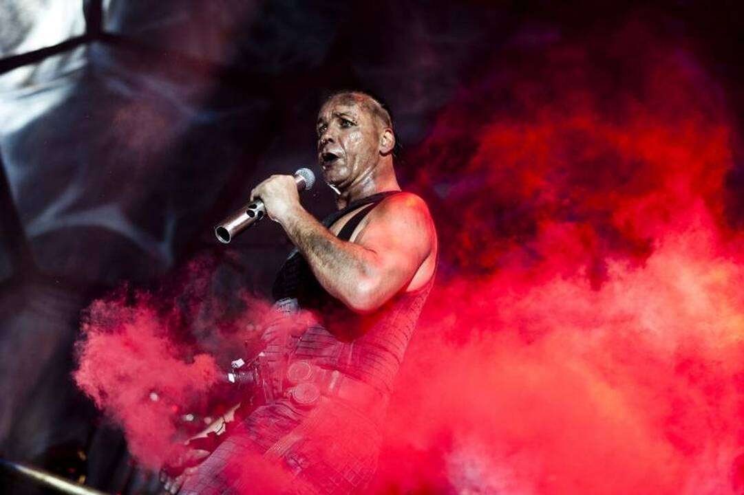 „Rammstein“ sugrįžo su dar galingesniu užtaisu 