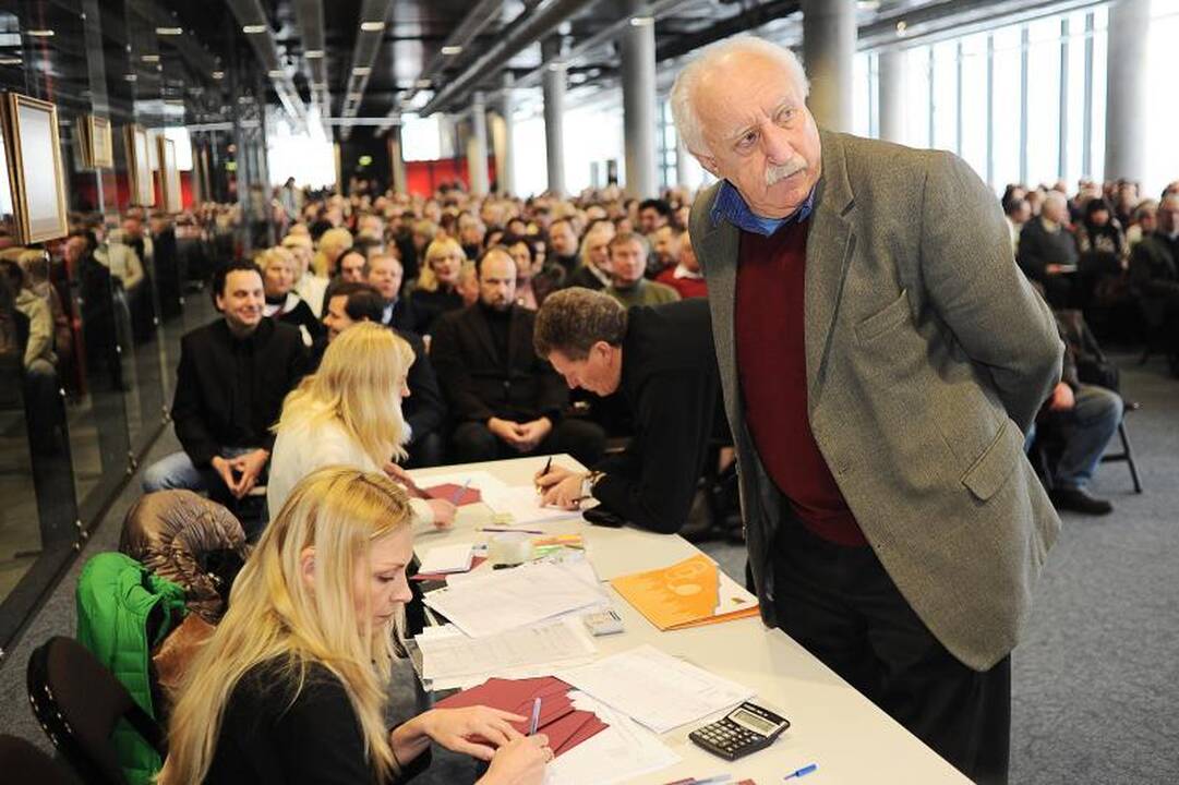 Kaune įvyko Lietuvos žmonių partijos steigiamasis suvažiavimas