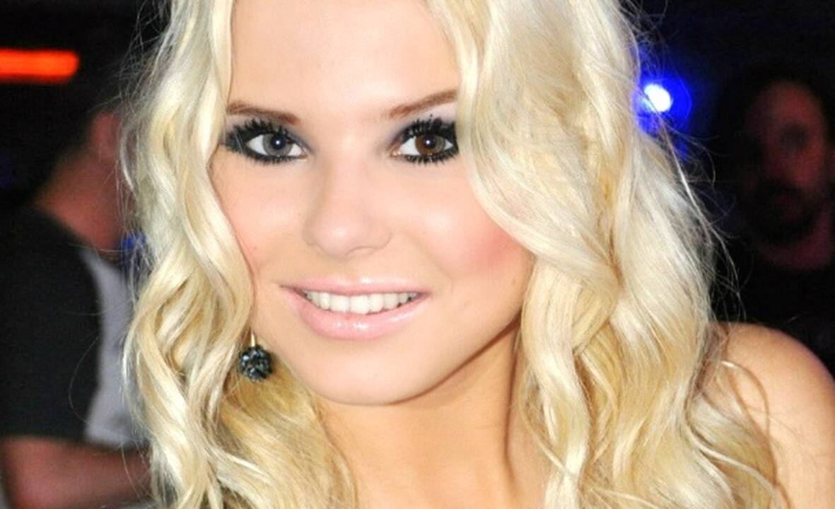 „Radži ieško žmonos” naujokė grožiu pribloškė konkurentes