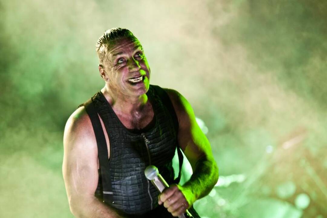 „Rammstein“ sugrįžo su dar galingesniu užtaisu 