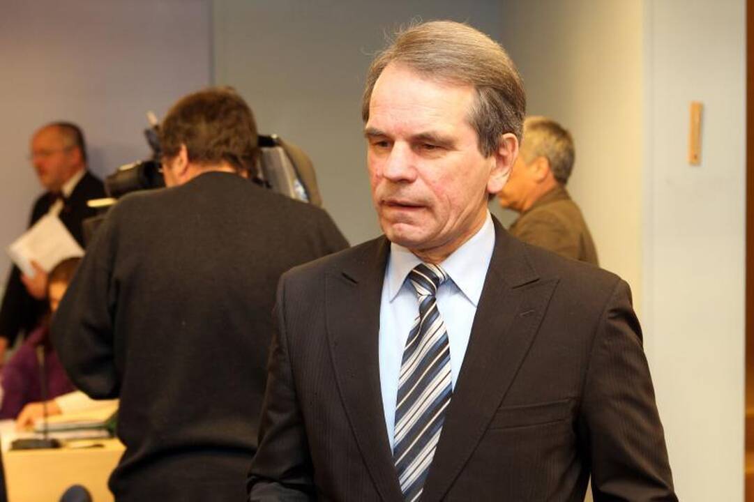 Laikinoji „Snoro“ komisija apklaus krūvą pareigūnų