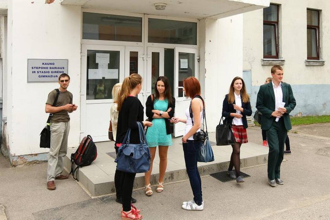 Istorijos egzamino „šimtukus“ gavo 47, o vokiečių - vos 6 abiturientai