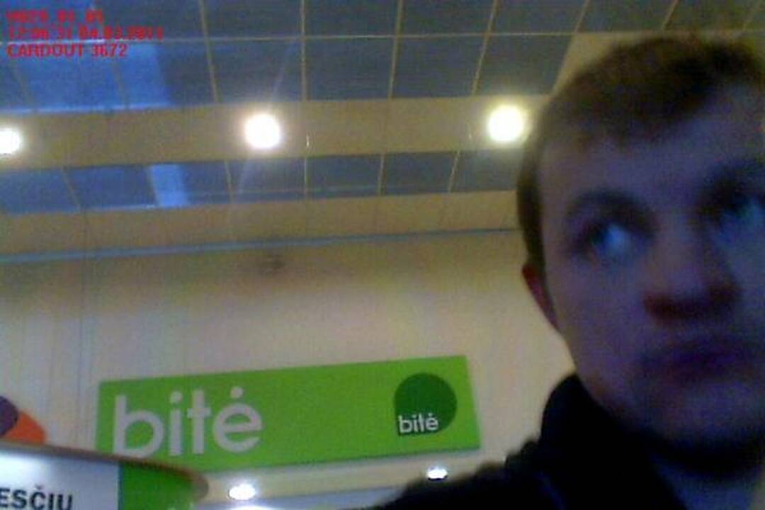 Policija prašo pagalbos, atpažįstant kortelės vagį
