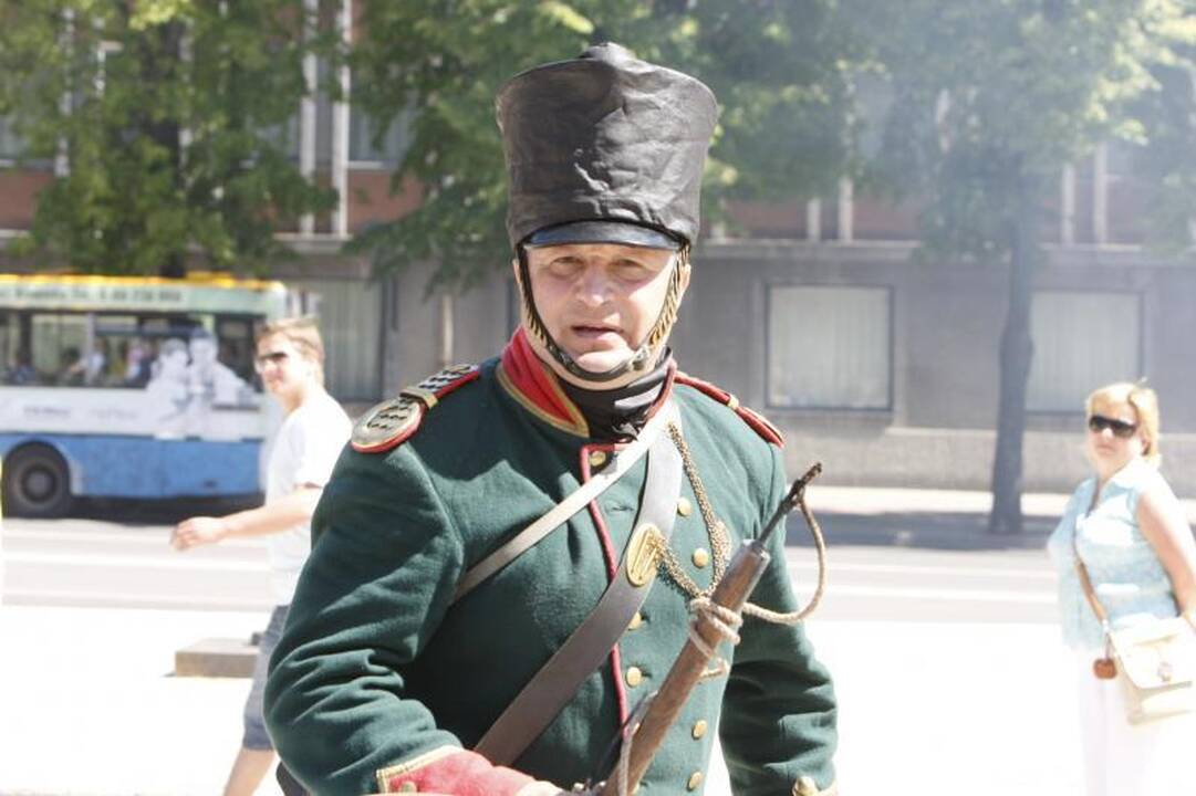 Politikai šventė laisvę nuo mokesčių