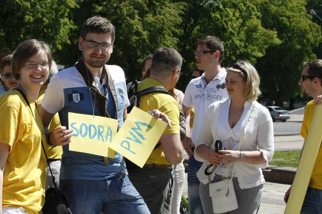 Politikai šventė laisvę nuo mokesčių