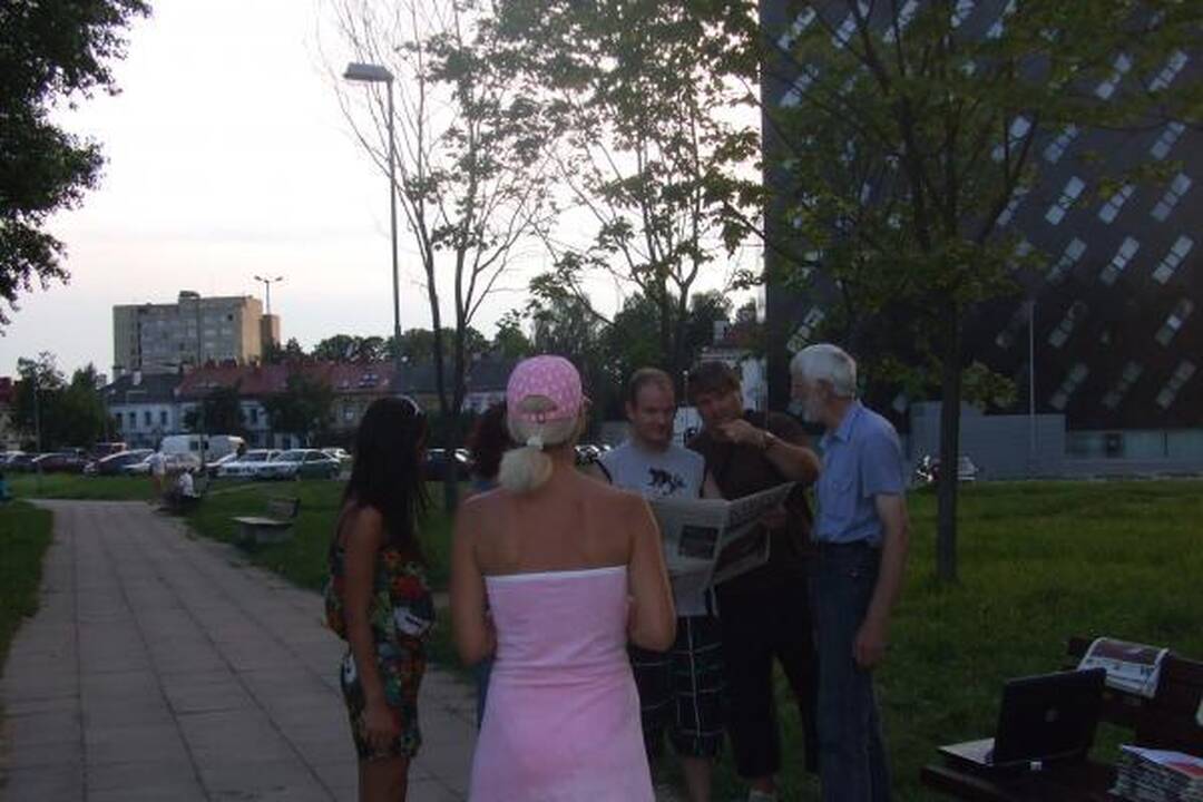 Biurokratinės kliūtys D.Kedžio šalininkams trukdo susitvarkyti visus leidimus