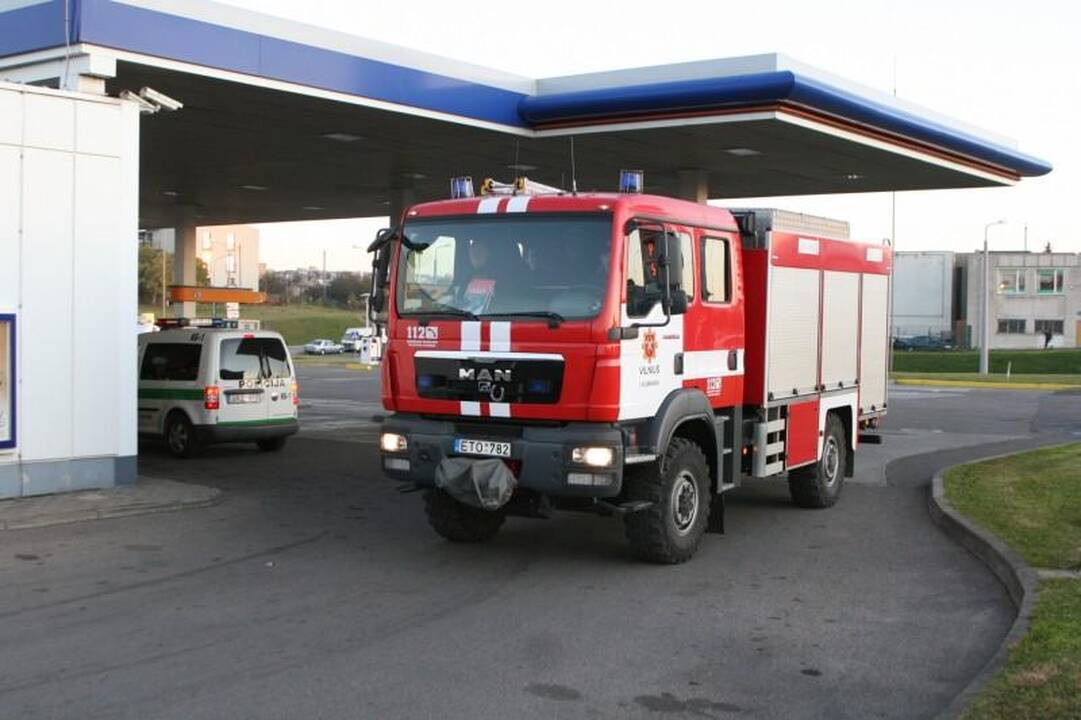 Pagrasinta susprogdinti „Statoil“ degalinę Fabijoniškėse