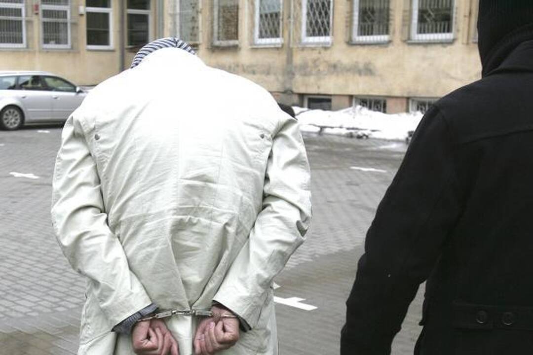 STT sulaikė du Kauno tarnautojus ir verslininką (papildyta) 