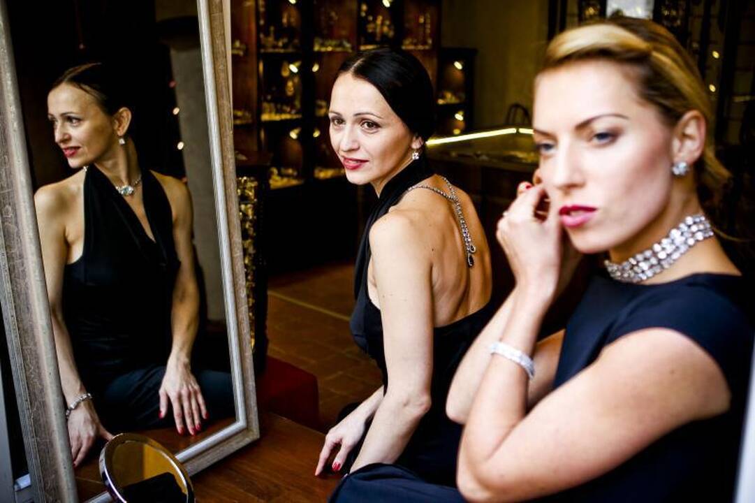 „Tango Salon“ – apie moters grožį ir pastangas suvilioti vyrą 