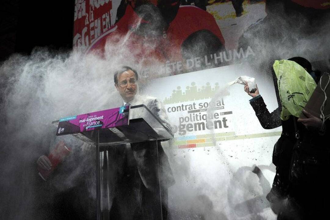 Prancūzijos kandidatas į prezidentus buvo apibertas miltais