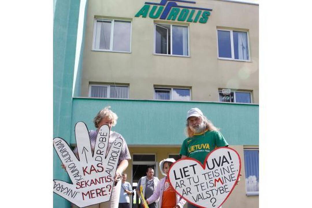 Kaune streikuoja dalis troleibusų vairuotojų