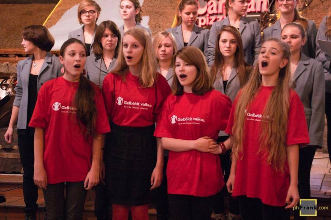 Diena.lt ir „Gelbėkit vaikus“ kviečia klausytis jaunimo chorų