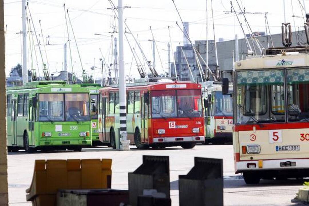 Kaune streikuoja dalis troleibusų vairuotojų