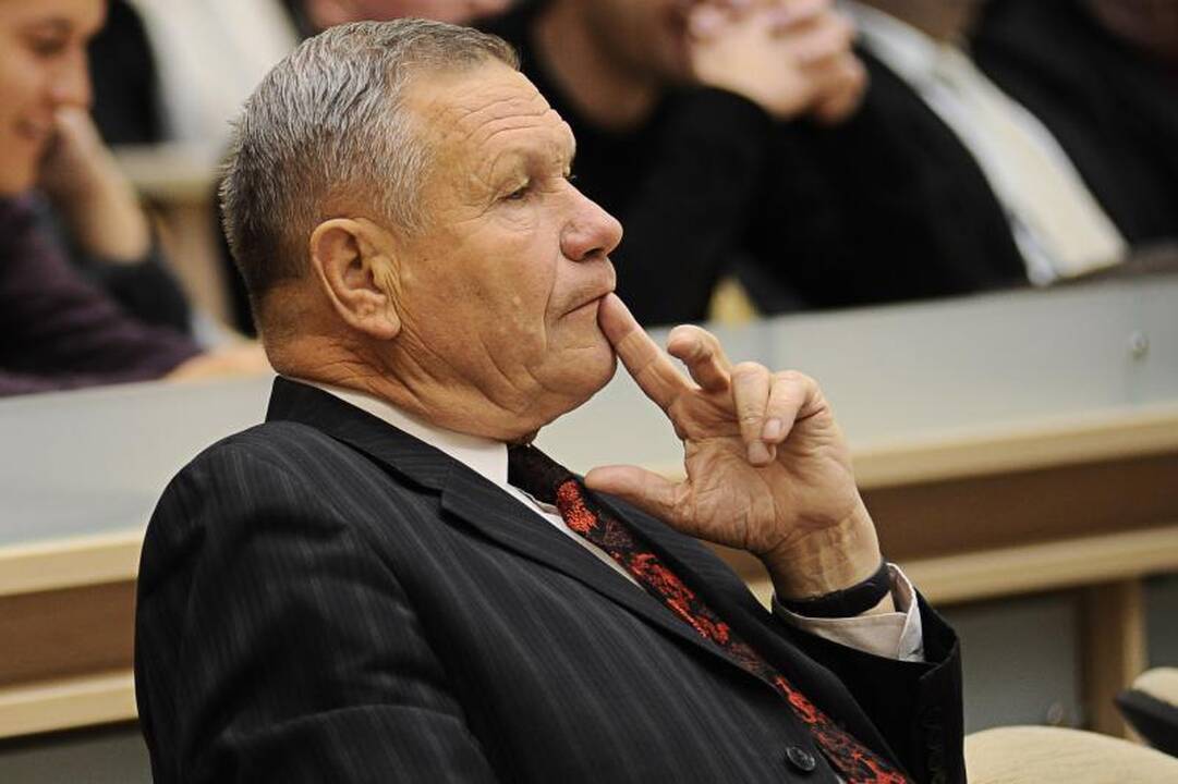 Regbis atsirūgo: vicemeras V.Vasilenka supainiojo interesus