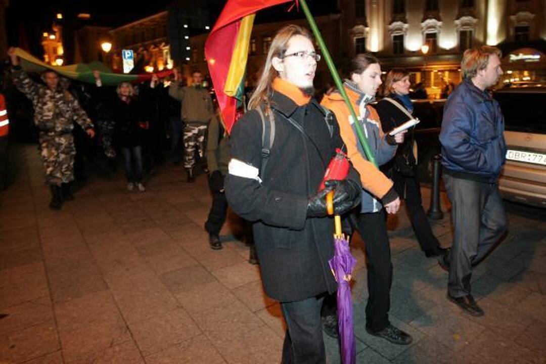Ramiose nacionalistų eitynėse "garbingiausiu" svečiu buvo K.Uoka  