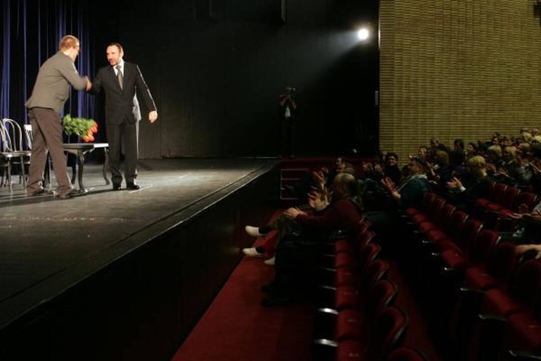M.Budraičio prašymas daliai teatro darbuotojų: "išeikite patys" (papildyta)