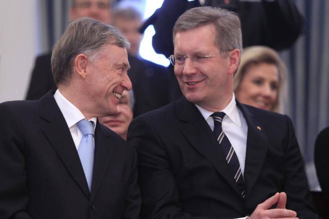 Atsistatydino skandalų persekiojamas Vokietijos prezidentas