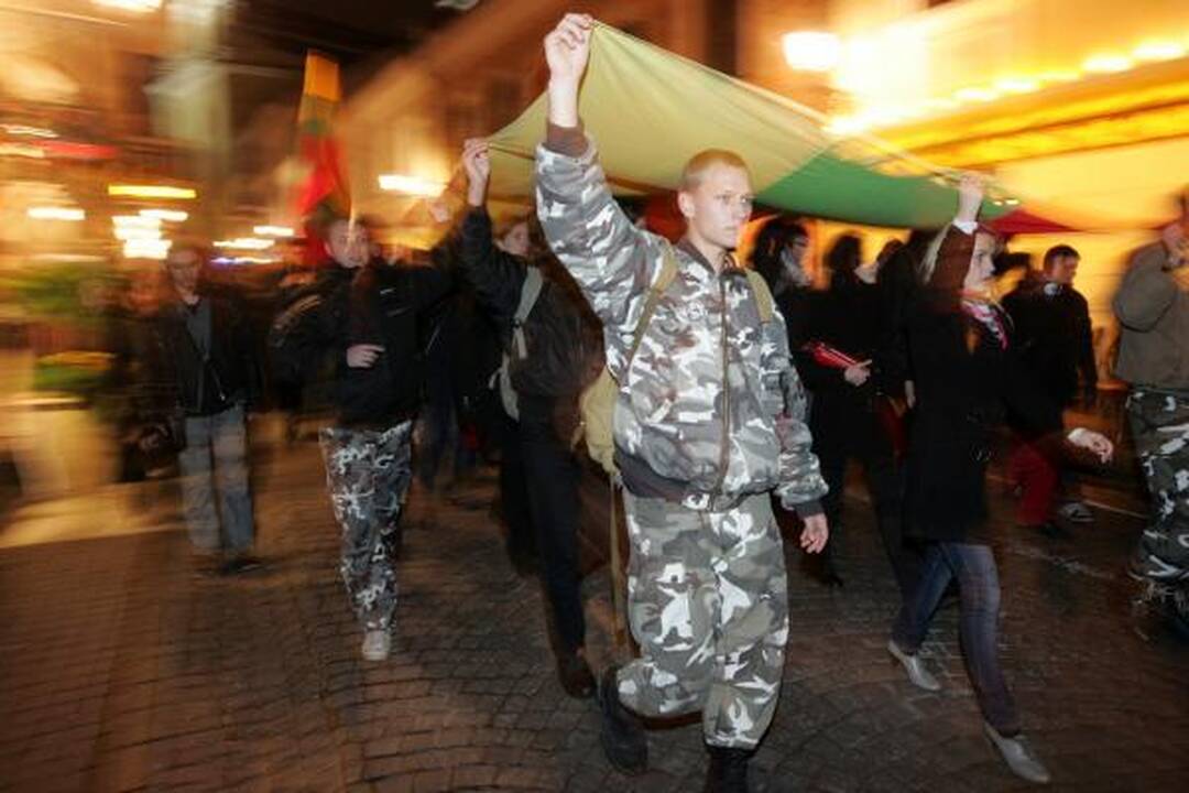 Ramiose nacionalistų eitynėse "garbingiausiu" svečiu buvo K.Uoka  