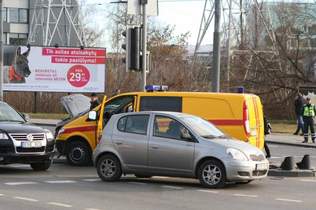 Per susidūrimą su dujų avarinės tarnybos automobiliu nukentėjo kūdikis
