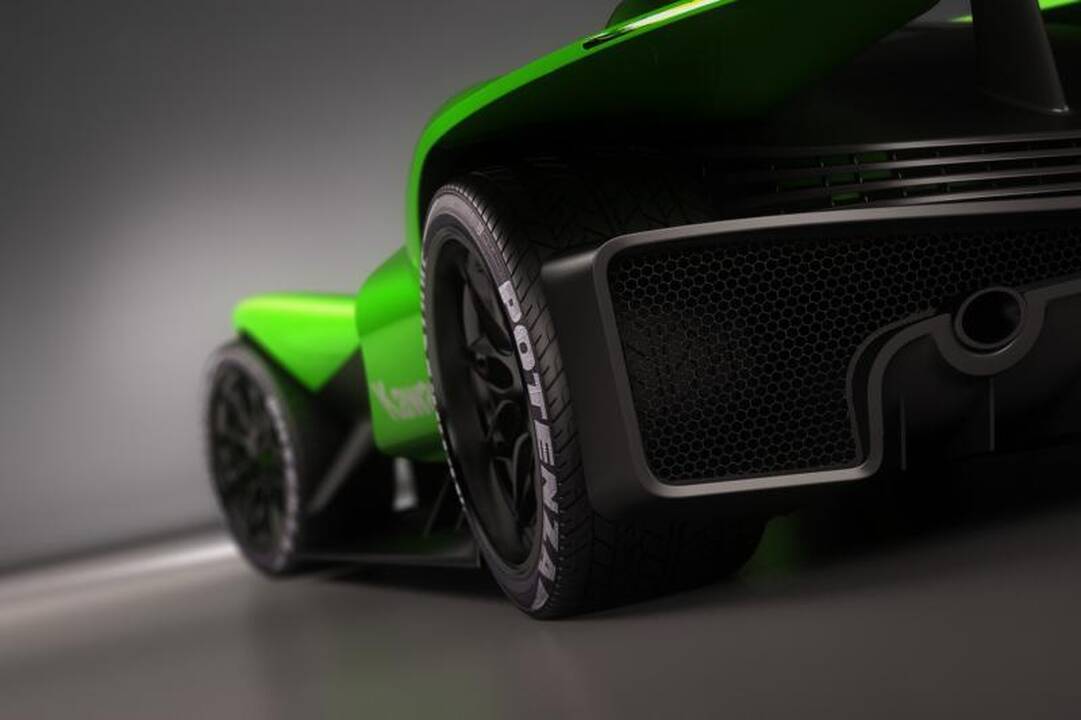 „Kawasaki ZX-770R Concept“ – tik svajonė?