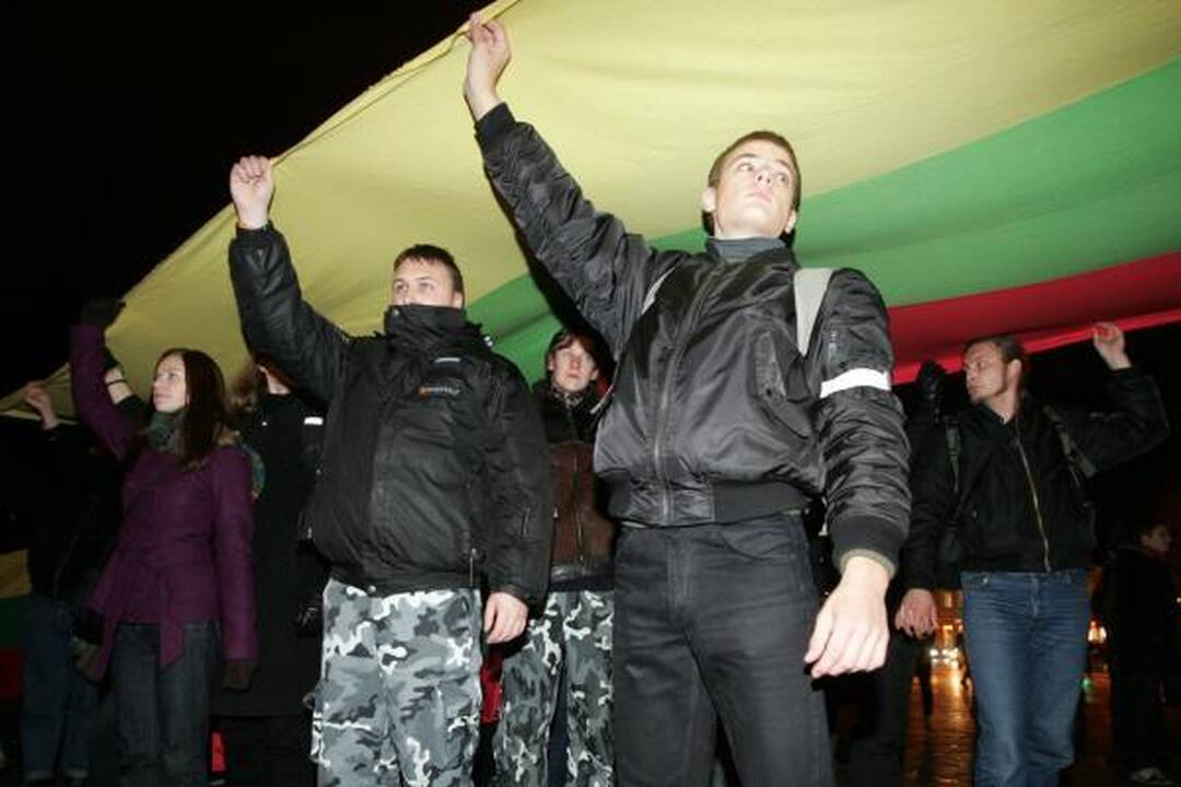 Ramiose nacionalistų eitynėse "garbingiausiu" svečiu buvo K.Uoka  
