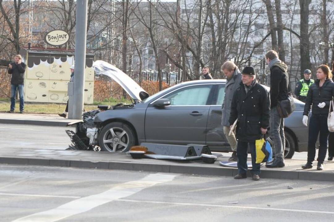 Per susidūrimą su dujų avarinės tarnybos automobiliu nukentėjo kūdikis