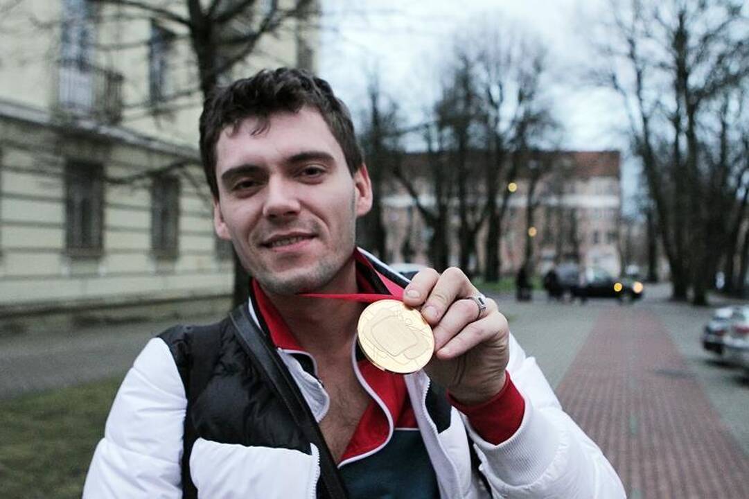 Čempionų laurus nuskynę „Žuvėdros“ šokėjai namo grįžo tyliai