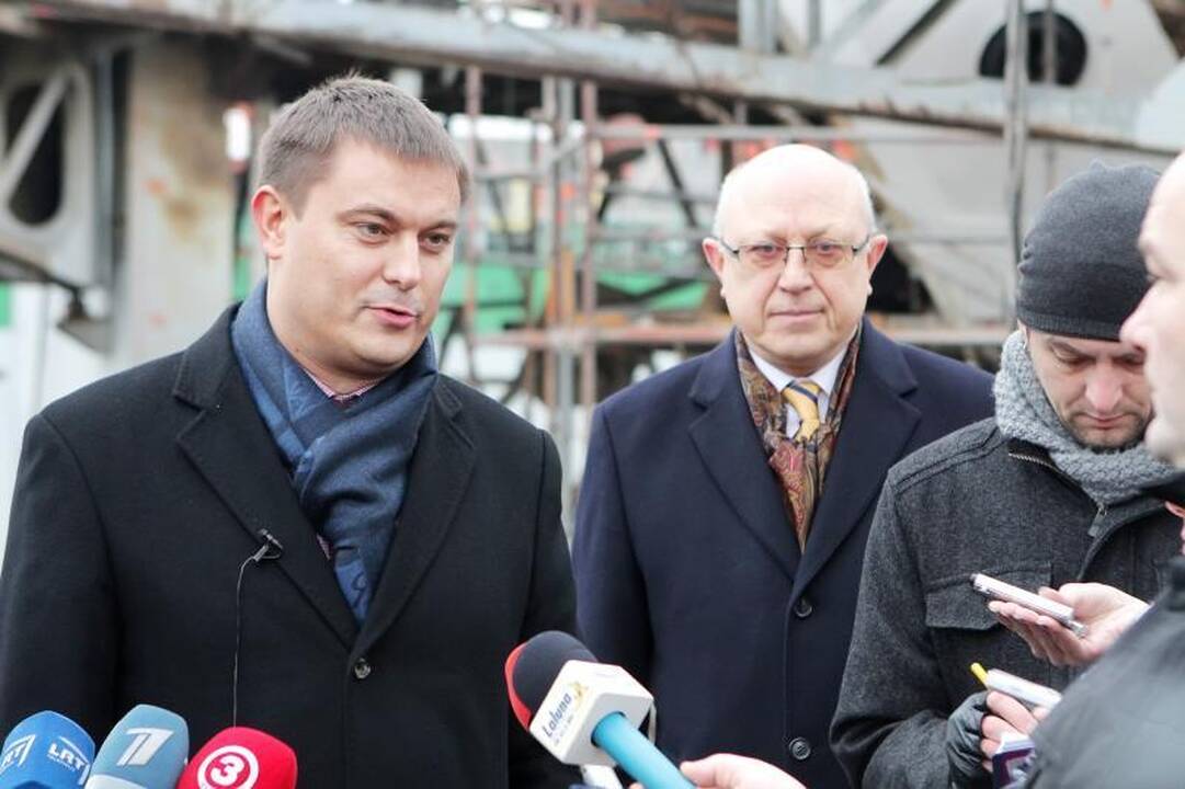 „Meridiano“ savininkai atskleidė, kas reikalauja jų pinigų (papildyta)