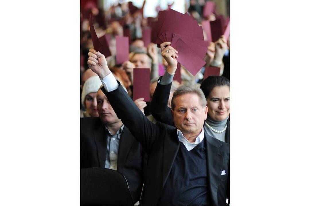 Kaune įvyko Lietuvos žmonių partijos steigiamasis suvažiavimas