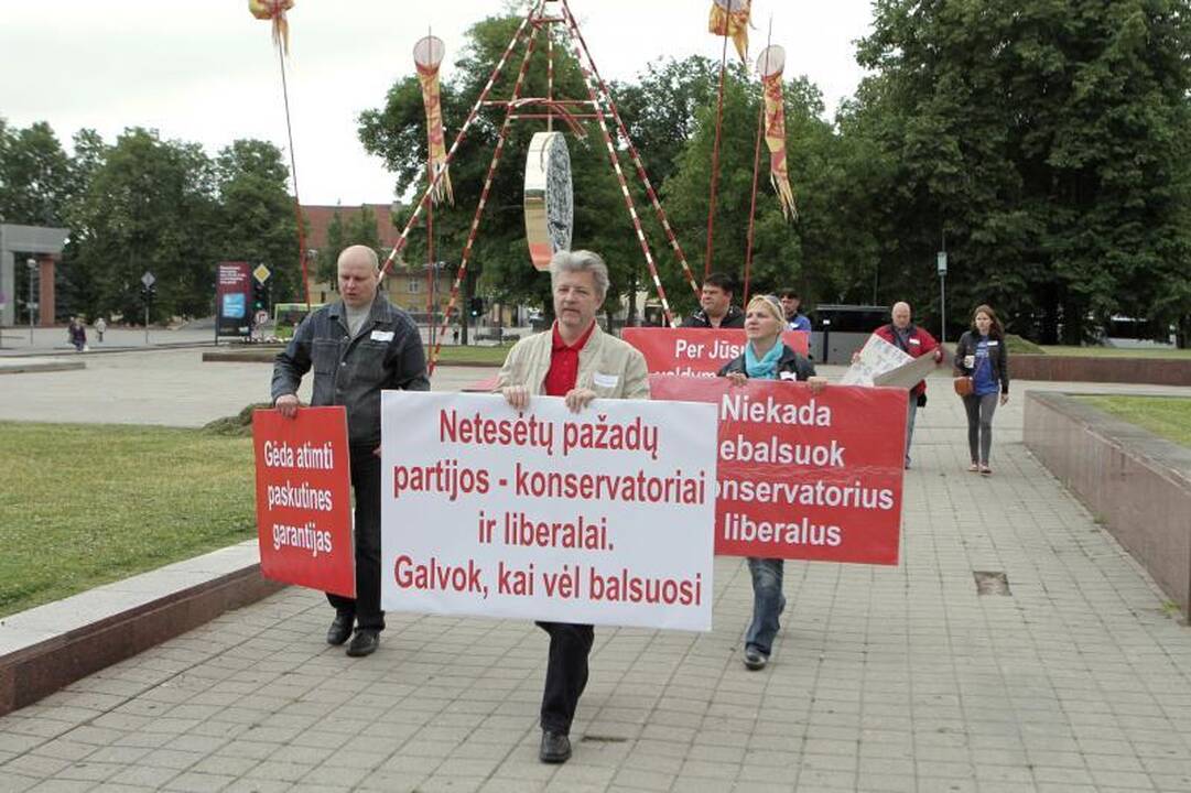 Klaipėdiečiai protestavo prieš Darbo kodekso pataisas