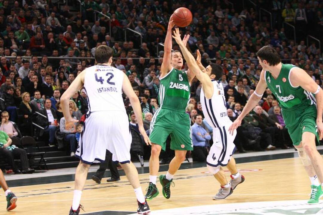 „Žalgiris“ trečią kartą šį sezoną patiesė „Anadolu Efes“ (komentarai)