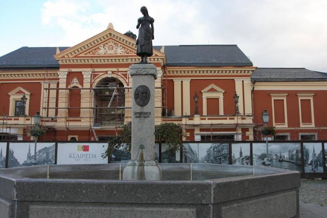 Dramos teatras dar vienu žingsneliu priartėjo prie atsinaujinimo
