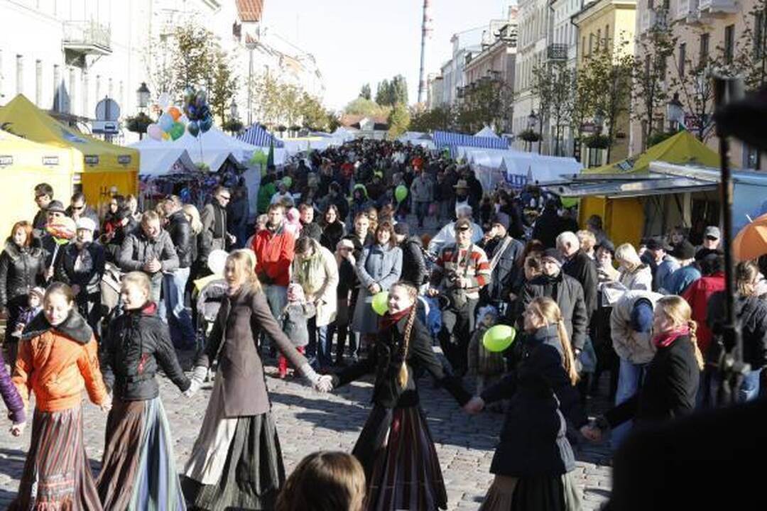 "Klaipėdos" jubiliejų miestiečiai šventė "Saulėto rudens" šventėje 