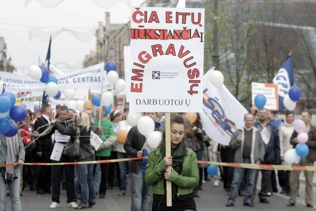 Gegužės 1-ąją minėjo frontininkai, prorusiškas jaunimas ir profsąjungos (papildyta)