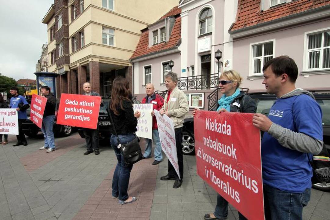 Klaipėdiečiai protestavo prieš Darbo kodekso pataisas