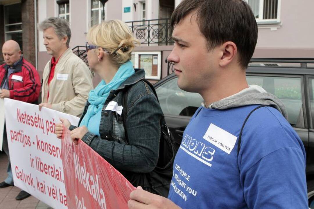 Klaipėdiečiai protestavo prieš Darbo kodekso pataisas