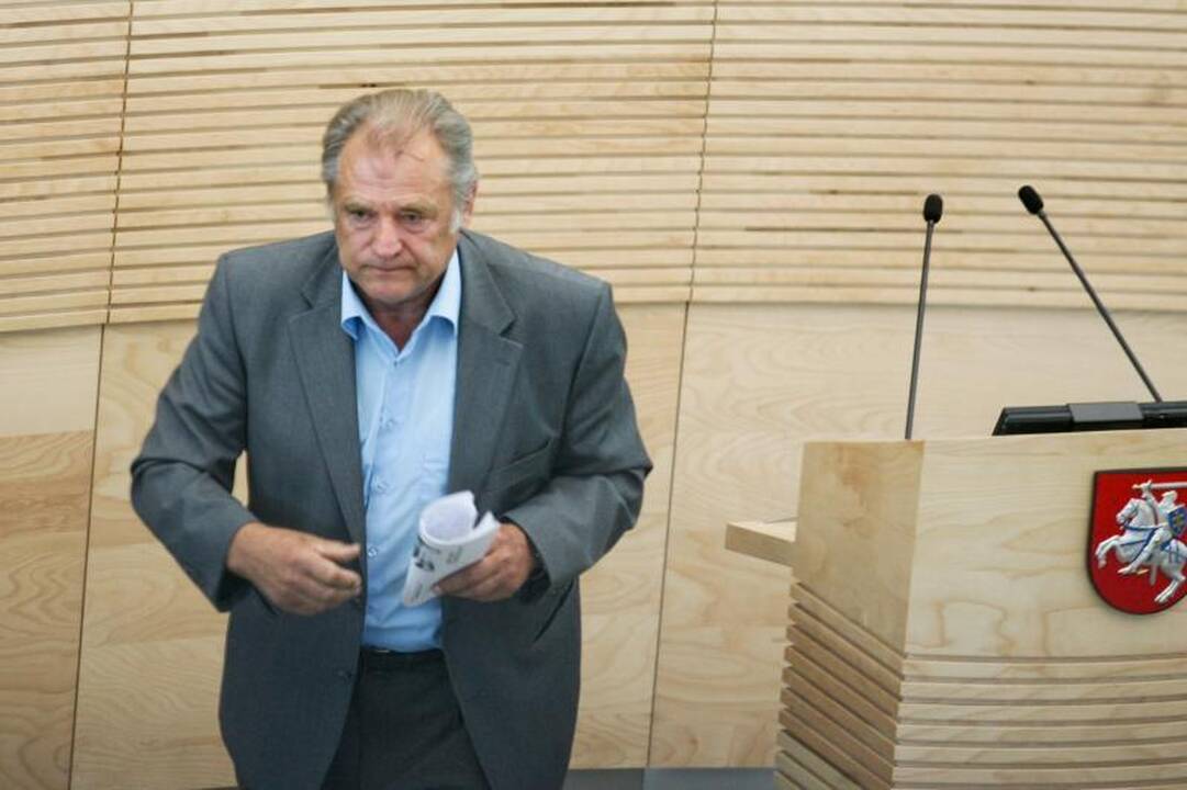 Mirė Seimo narys Julius       Veselka   