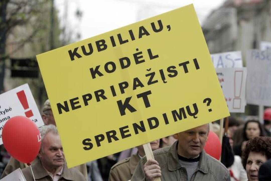 Gegužės 1-ąją minėjo frontininkai, prorusiškas jaunimas ir profsąjungos (papildyta)