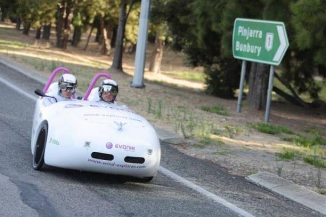 Keliautojai vėjomobiliu pervažiavo visą Pietinę Australiją