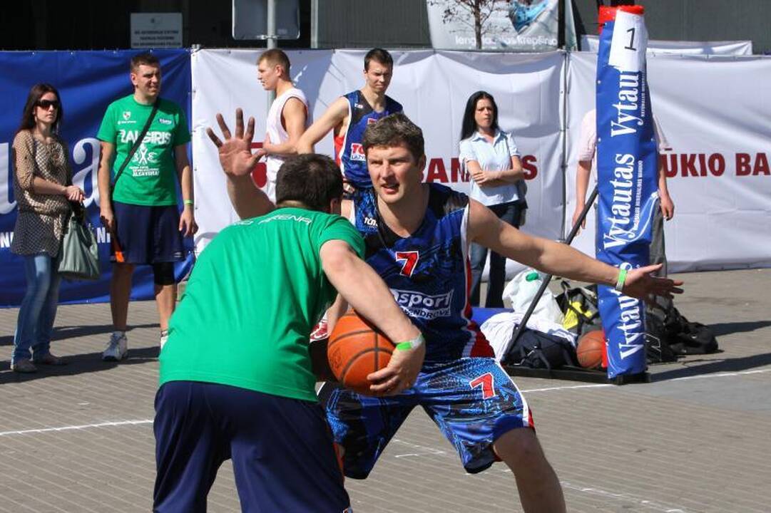 Kaune startavo „Žalgirio“ gatvės krepšinio turnyras
