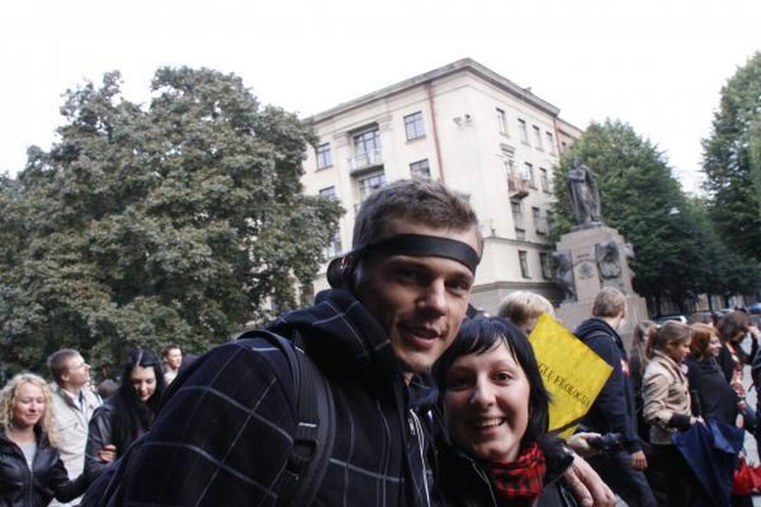 Studentai stojo ginti savo Alma Mater