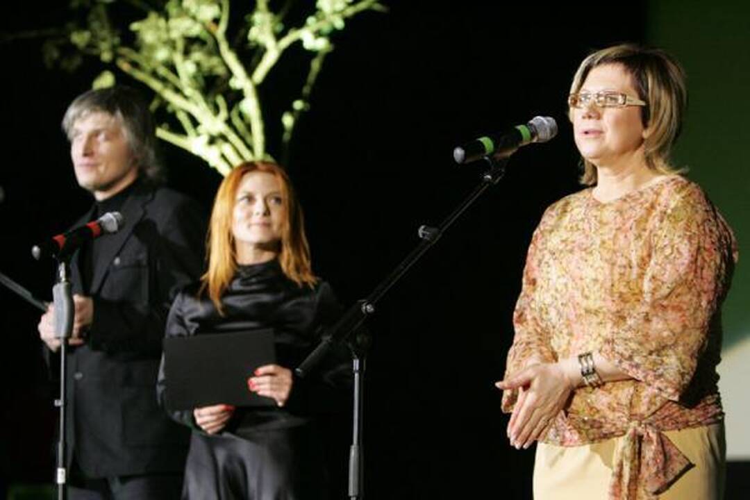 Žiniasklaida: princesė Charlene bandė bėgti tris kartus