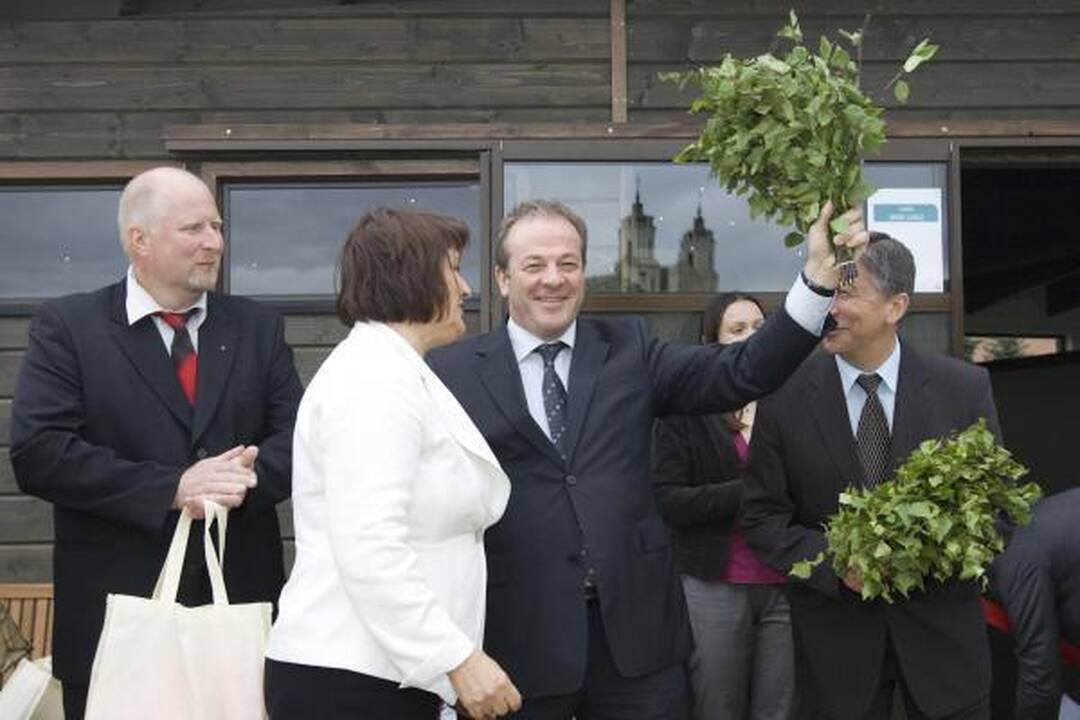Pirtis prie Baltojo tilto kainuos 10 litų