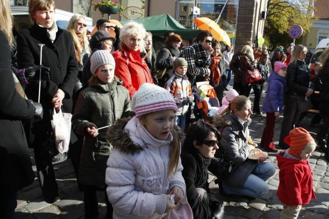 "Klaipėdos" jubiliejų miestiečiai šventė "Saulėto rudens" šventėje 