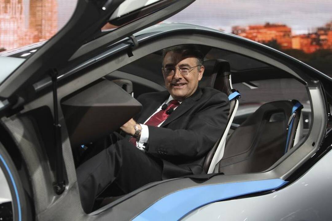 BMW iš Frankfurto: „i8“ - velniškai pašėlęs ekologiškas ryklys