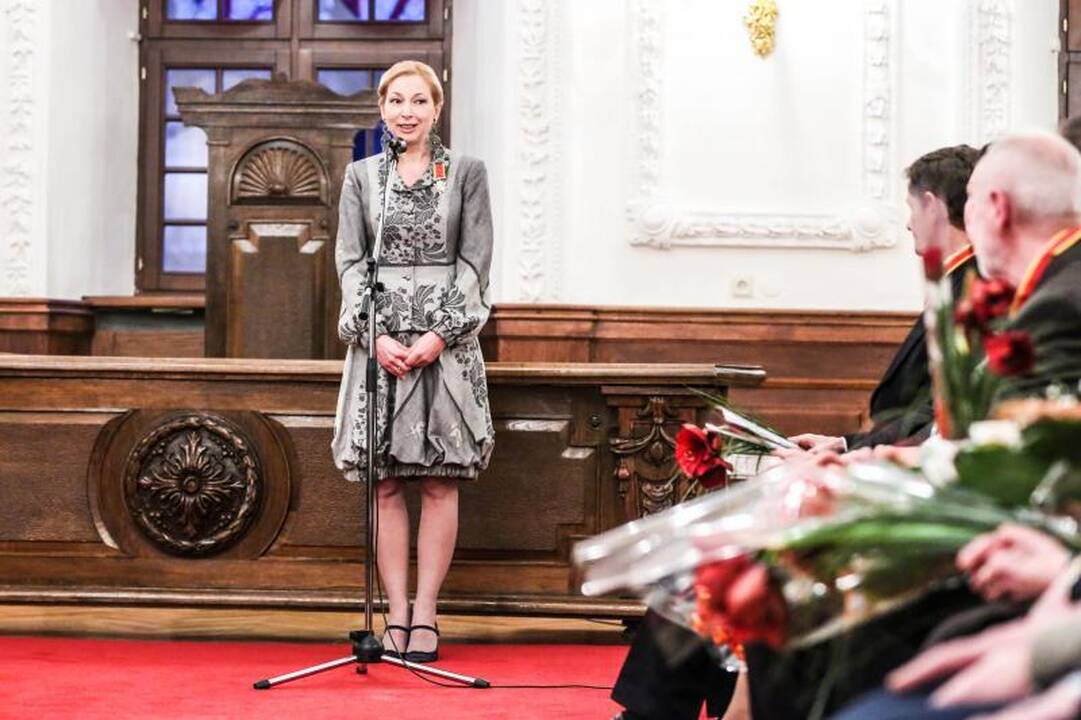Rotušėje dešimčiai kauniečių išdalyti Santakos garbės ženklai