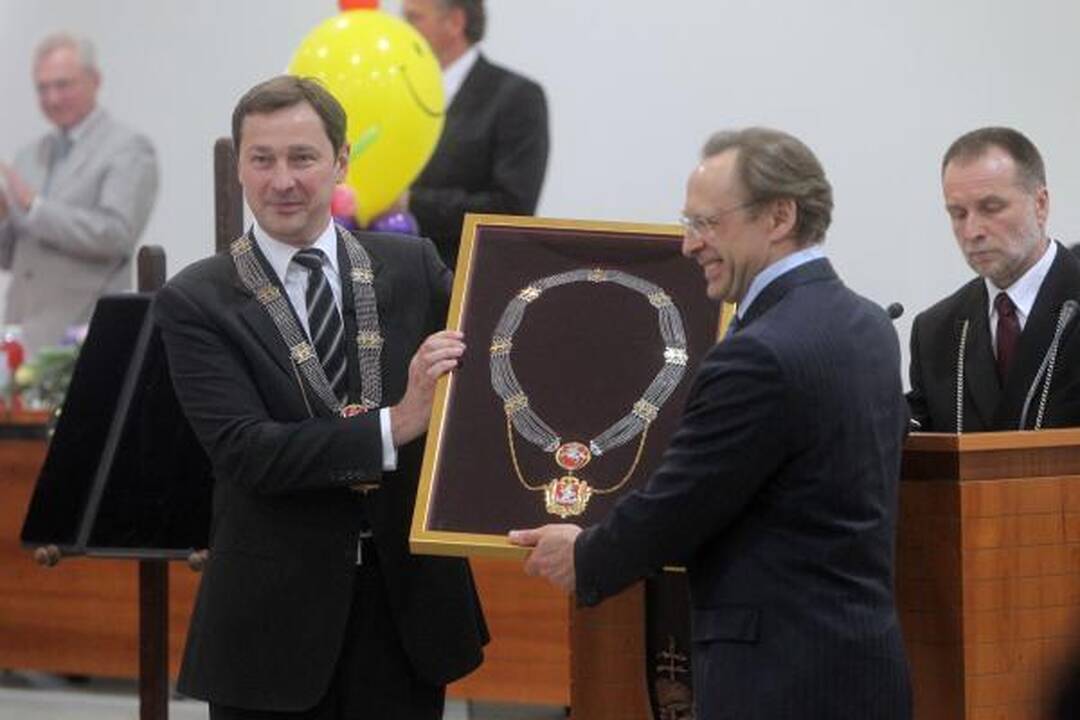 A.Zuokas inauguruotas tarybos posėdžio metu