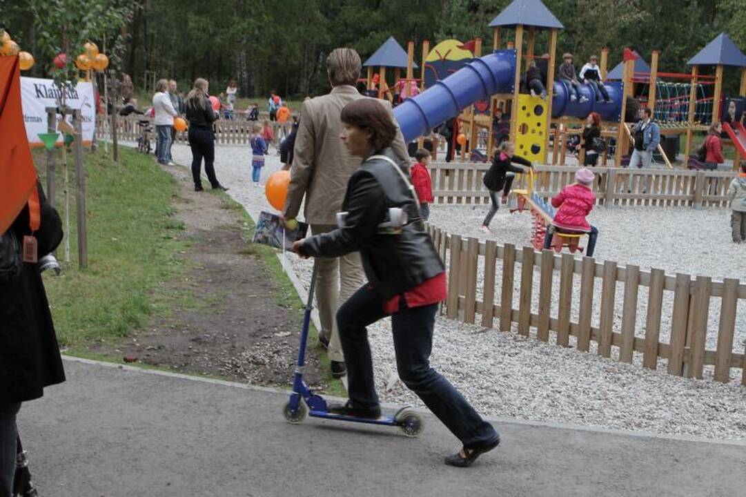 Šeimos laisvalaikį leido Rudens linksmybių šventėje