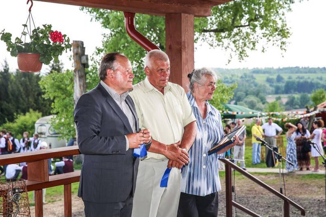 Kauno rajone atidarytas tradicinių amatų centras