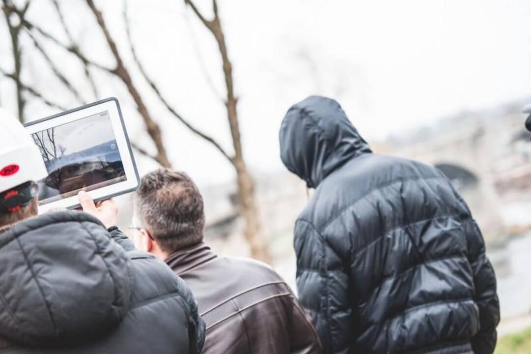 Panemunės tiltą išdraskė sprogimas, laukia dar penki bandymai